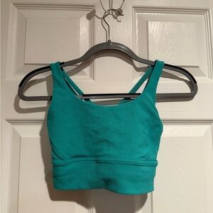 Lululemon ribbed athletic top